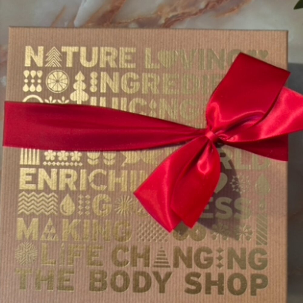 The Body Shop Nourishing Shea 5-piece gift set